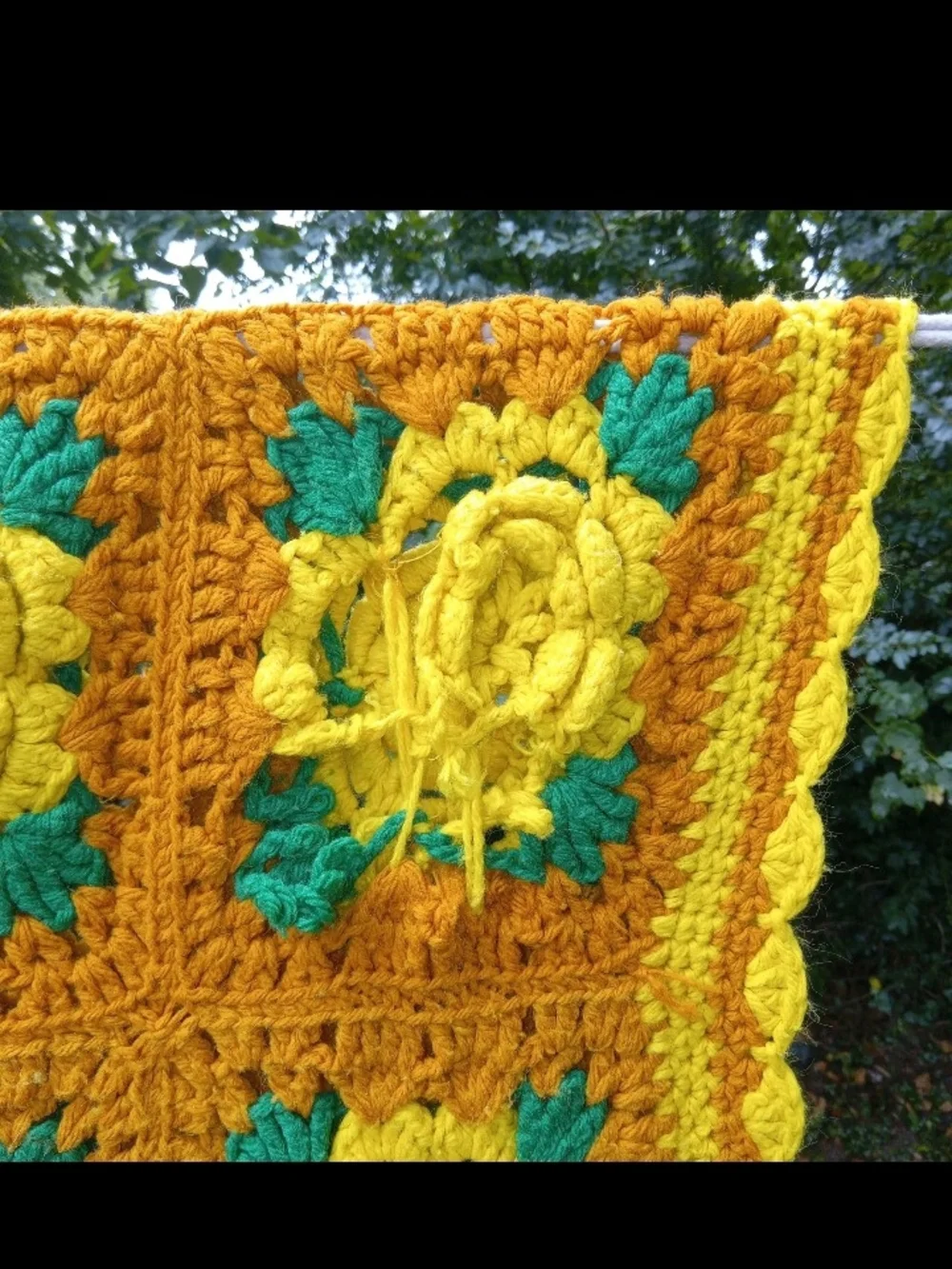Vtg Handmade Yellow and Orange Crochet 3D Flower Throw Blanket